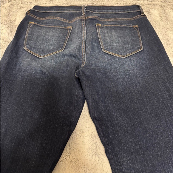Old Navy Women's Dark Blue Skinny Leg Jeans - Picture 6 of 7